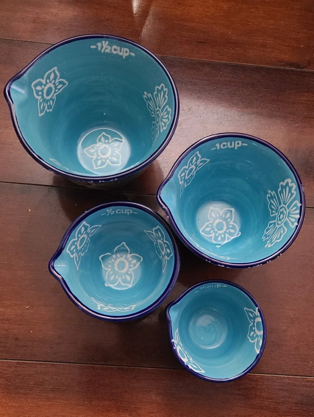 The Pioneer Woman Ceramic Nesting Floral Measuring Cups 4pc Pour Spout Set